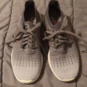 Gray Under Armour Women’s Shoes size 7.5